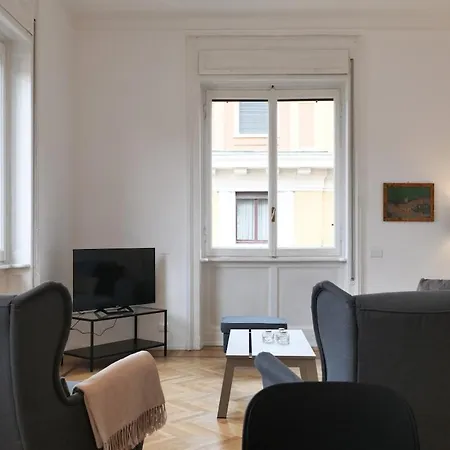 Light And Style In The Heart Of Apartment
