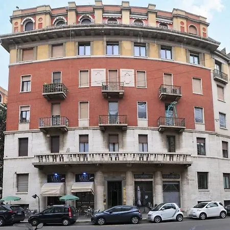 Light And Style In The Heart Of *