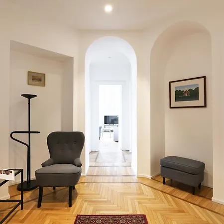 Light And Style In The Heart Of Milan